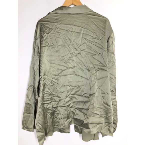 SKIMS Stretch Silk Pajama Top Long Sleeve Flyaway Sleep Shirt Talc Green NWT 4X - Picture 5 of 8